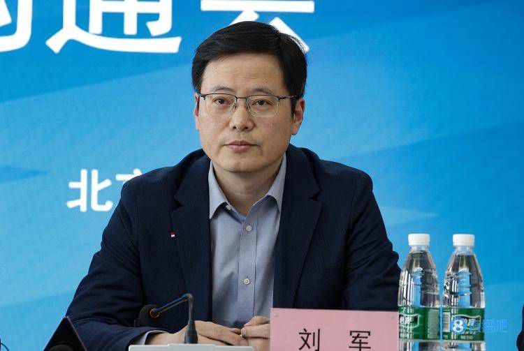 2026-03-31 这一票，成龙变“奶爸”，古天乐变“男妈”？！